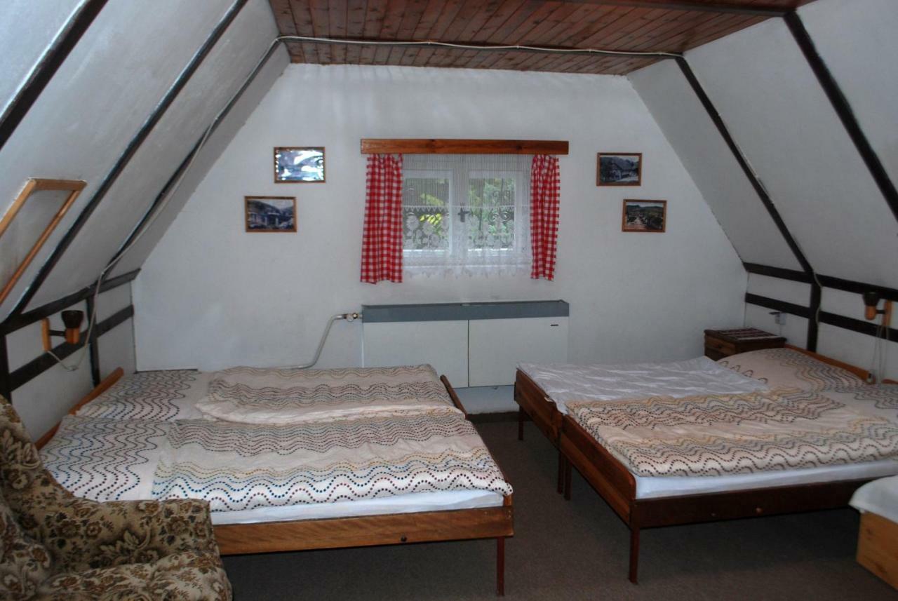 Chalupa Bumbálka Mnisek Exteriér fotografie