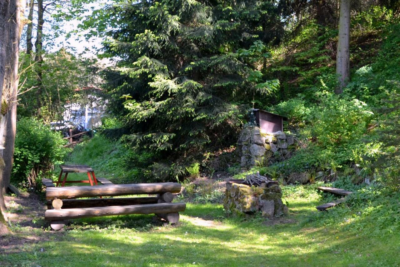 Chalupa Bumbálka Mnisek Exteriér fotografie